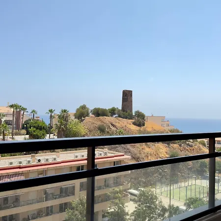 Daire Con Vistas Al Mar Y Piscina En Benalmádena