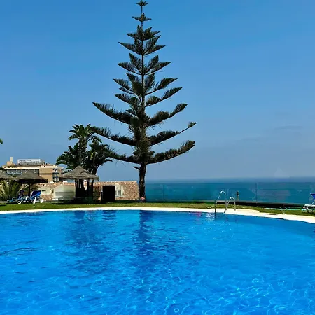 Lejlighed Con Vistas Al Mar Y Piscina En *